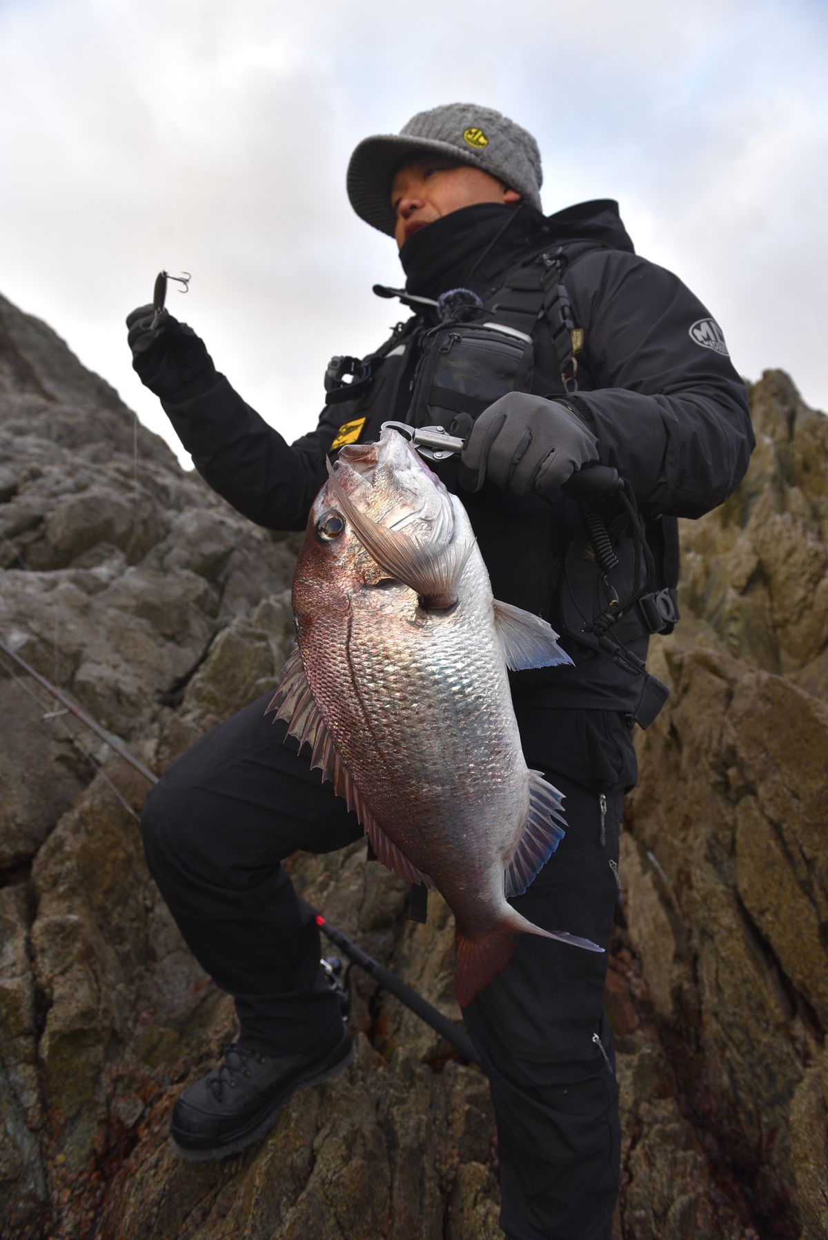 鹿児島県／薩摩川内市上甑島沖磯 上甑ロックショアゲーム 後編 | つり