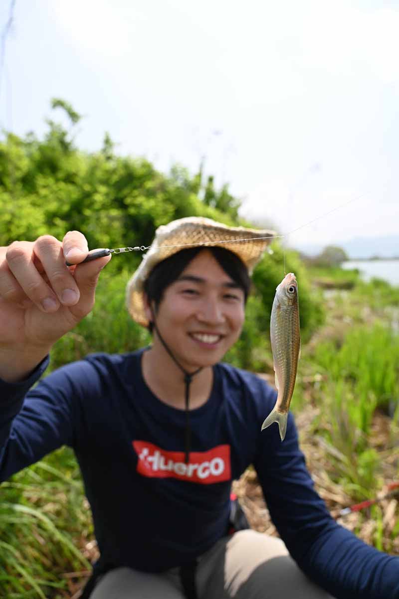春の琵琶湖でホンモロコを釣る｜滋賀県／大同川 | 魚種別釣りガイド