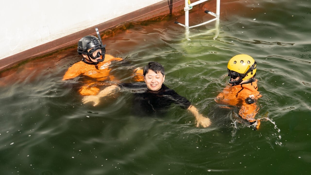 096-098_08a (カスタム)