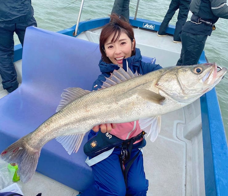 真冬のシーバスゲーム 俺たちの防寒対策 第2回 全3回 魚種別釣りガイド 真冬のシーバスゲーム 俺たちの防寒対策 第2回 全3回 魚種別釣りガイド