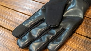 冬用フィッシンググローブ厳選12種｜防寒と操作性を両立する「最適解」＆プロの運用術