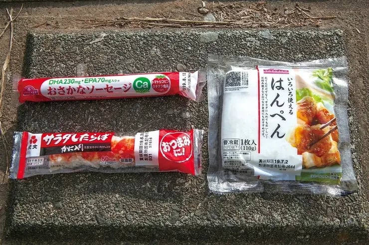 テナガエビ釣りに使った「魚肉ソーセージ」「はんぺん」「カニカマ」
