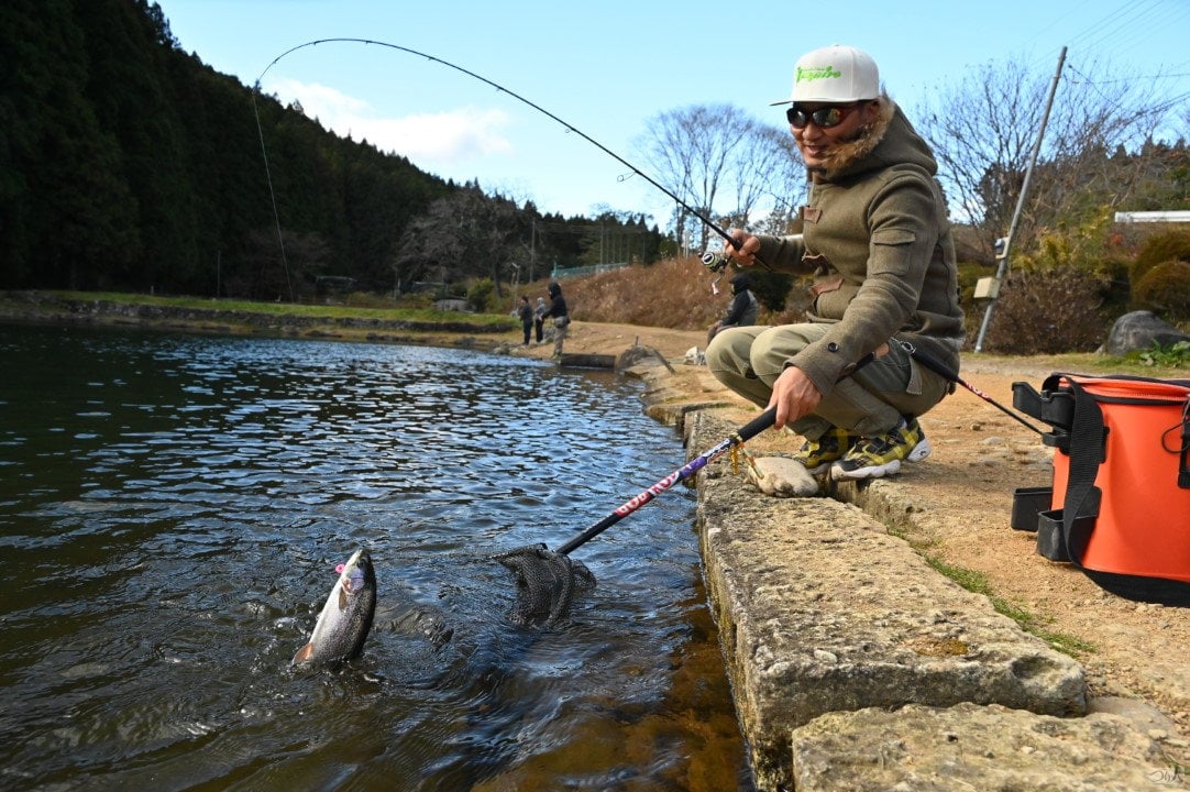 area-trout-front-hooklure (11)