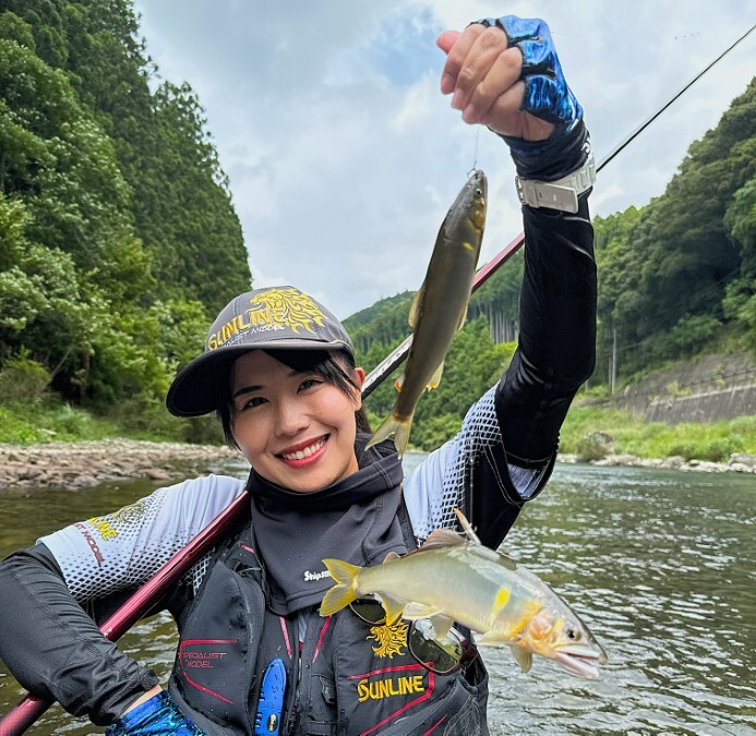 ayu04