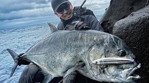 【ロックショア渡船ガイド】鹿児島・久志「松風」怪物と対峙できるトカラ列島へ！