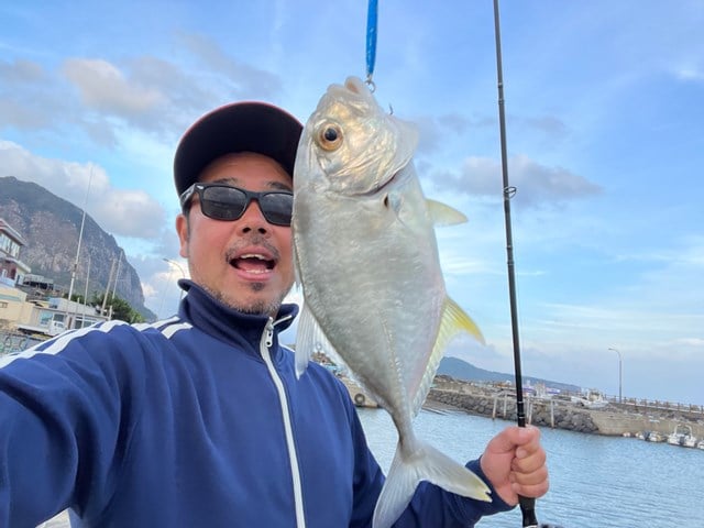 ちょっとした空き時間で楽しめる魚の代表格がメッキ