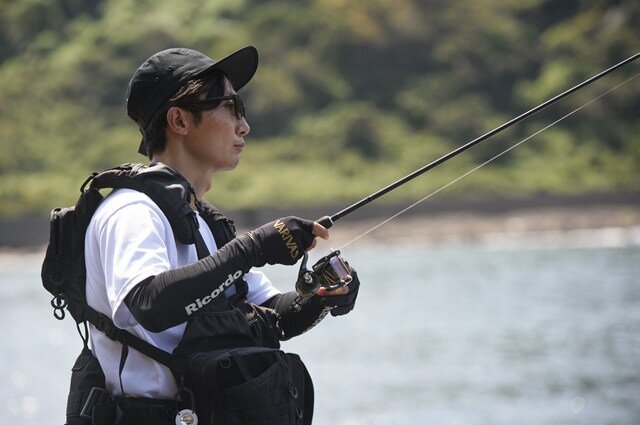磯釣りされる方　必須 LEXER磯遠投 振出 遠投 磯竿 4号-530PTS 4-530 フカセ釣り