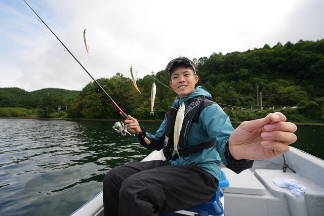 長野県／木崎湖 ワカサギ釣りをスピニングリールで楽しむ│オフィス