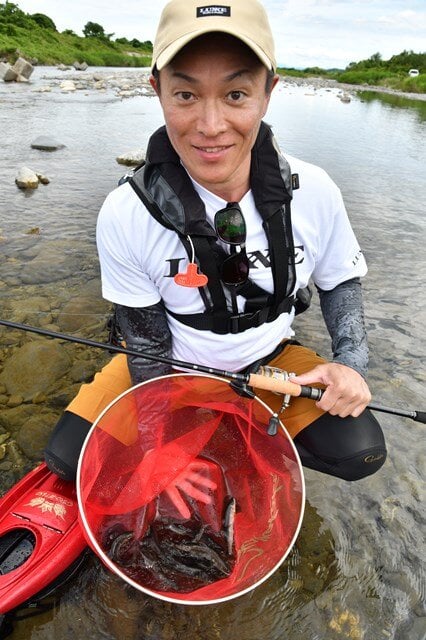 アカが飛んでいる厳しい状況でも12 尾を揃えた
