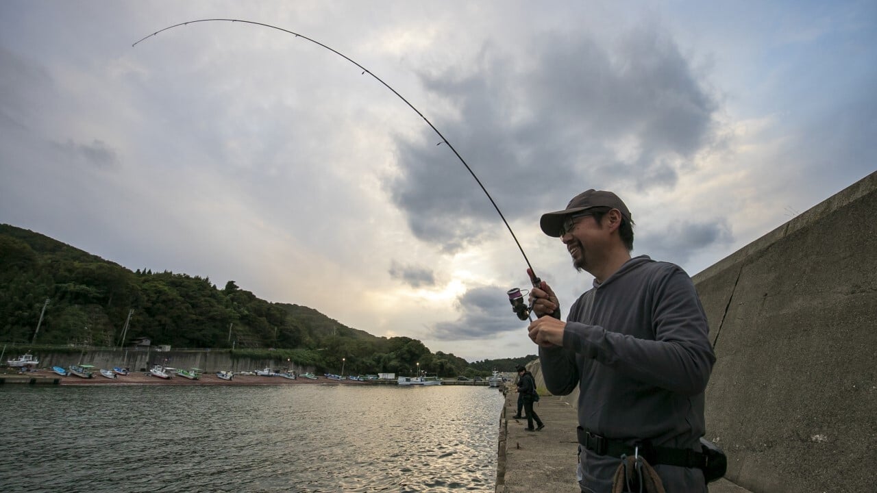 アジとのファイトシーン