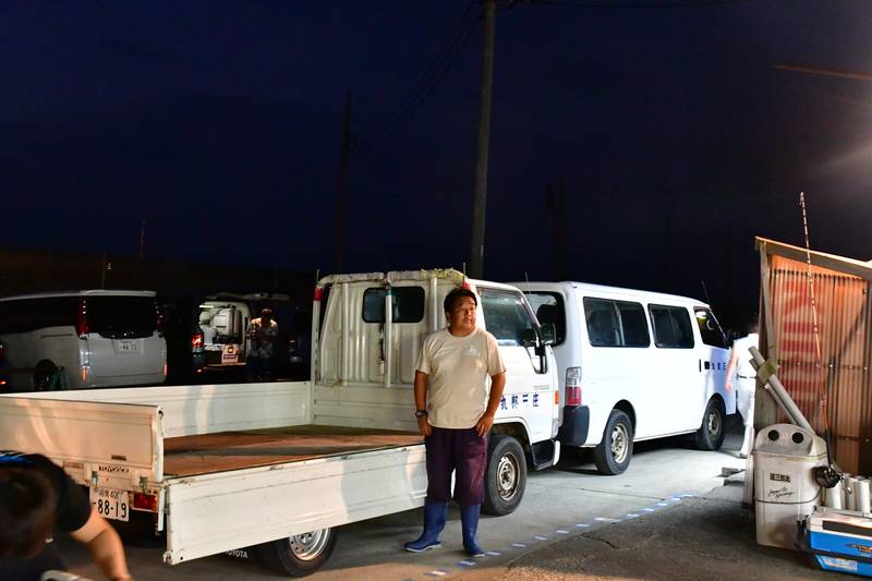 【はじめての相模湾キハダマグロ釣り・釣り方】庄三郎丸・港までトラックで荷物を運搬