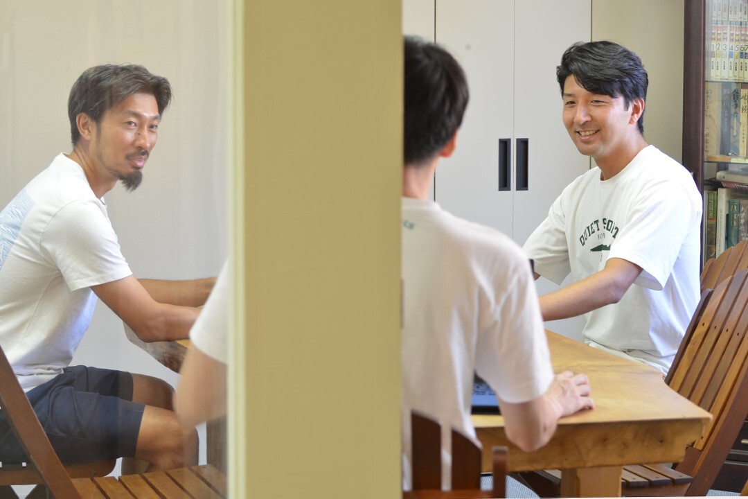 チームでの打ち合わせ