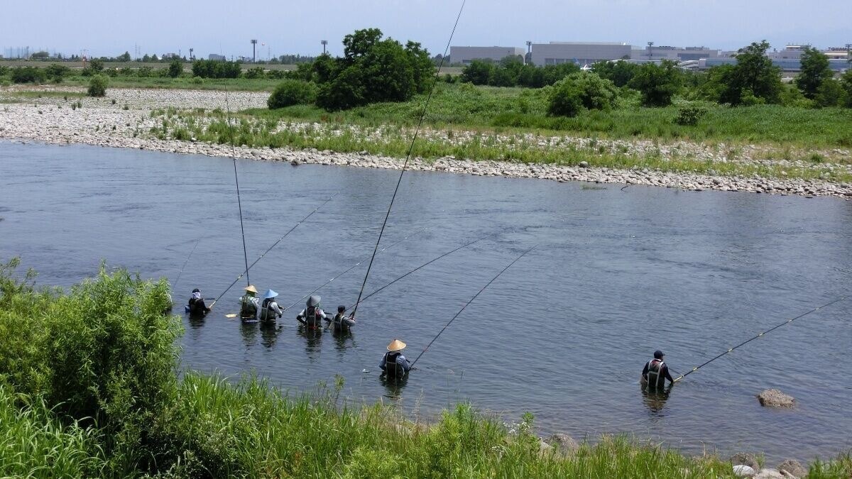 本場北陸を代表する人気河川、富山県の神通川