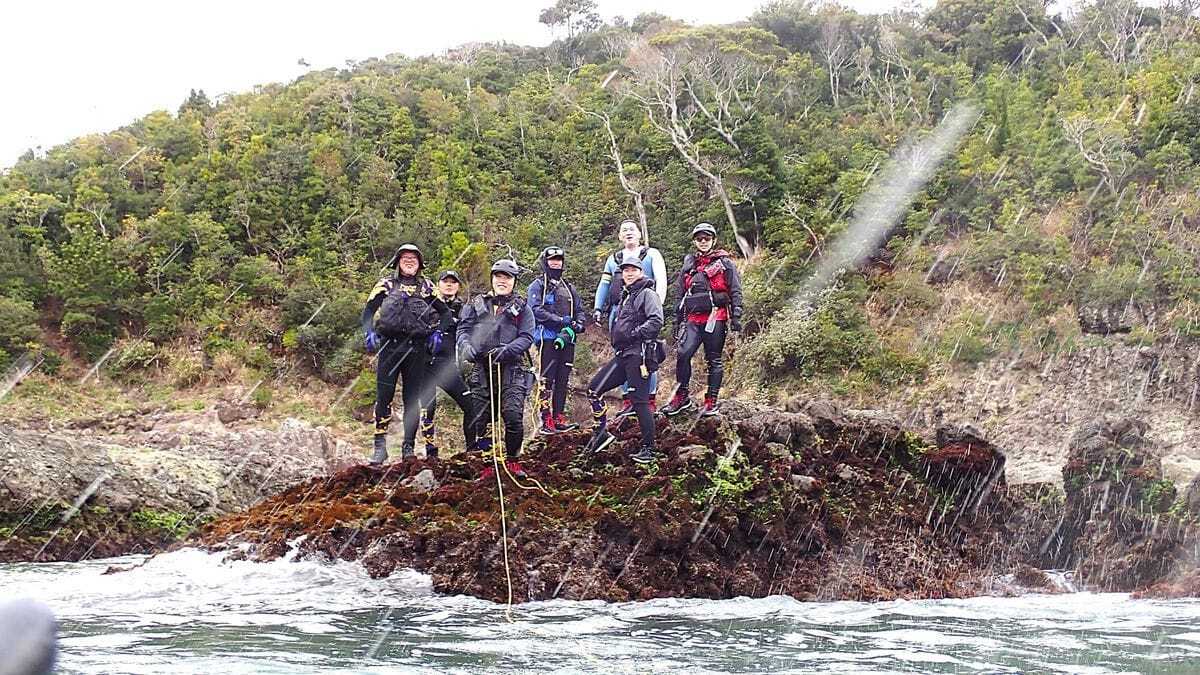 安全ワークショップに参加した面々の表情は皆笑顔だったのが印象的。関さんと佐野さんの願いも「笑顔のまま釣り場から自宅に帰ってほしい」であり、この日習得したことの出番がないことが何よりだと語っていた
