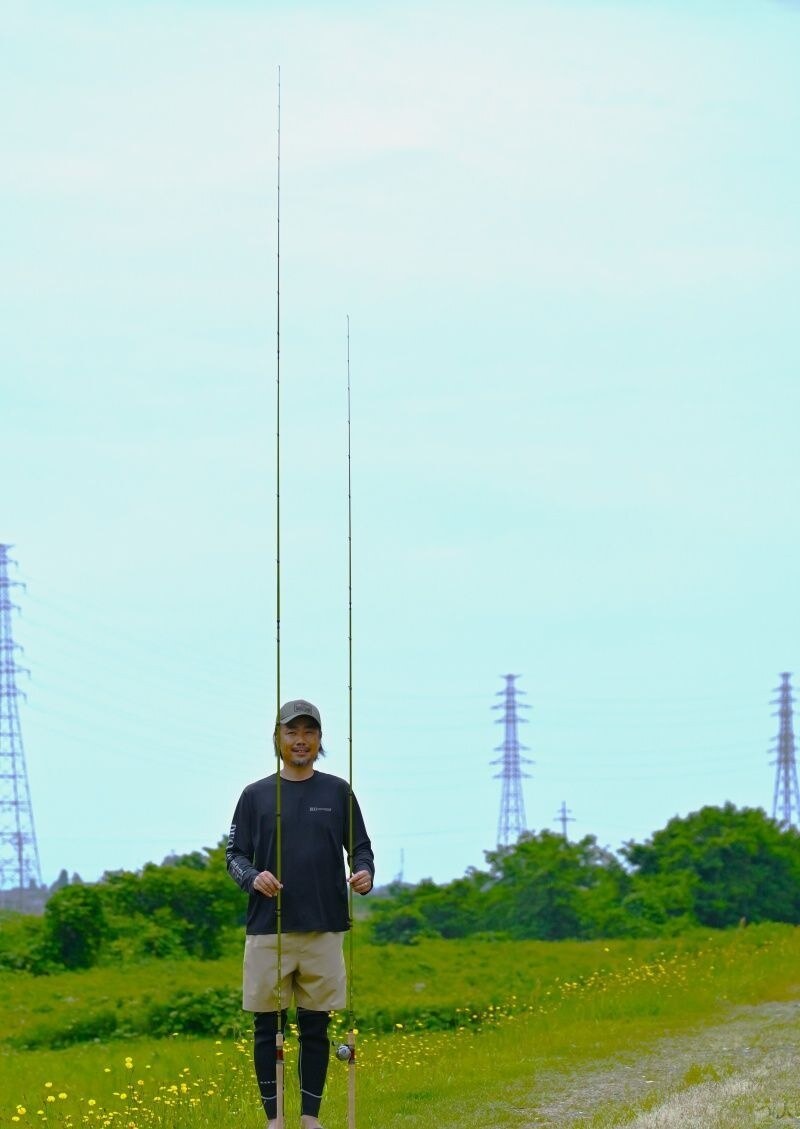 4mオーバーの超ロングロッド、翠流13.5（左）は大規模河川で活躍する一本だ
