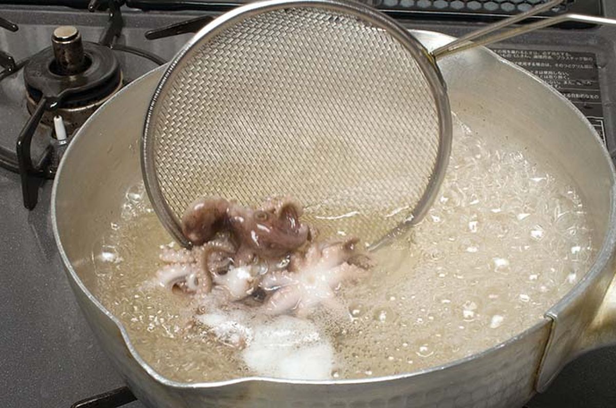 064-069-ika-tako-cooking_cs6 (94)