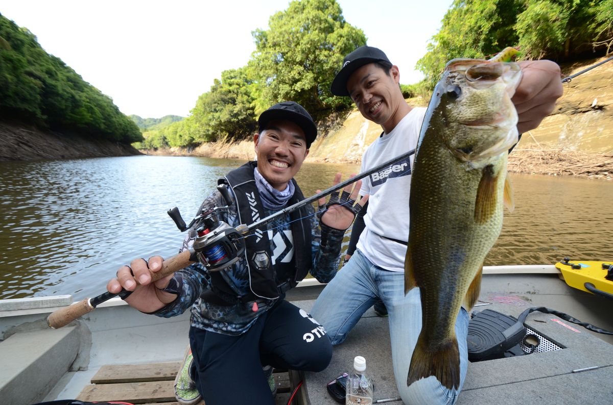 遺伝的 おっと 成り立つ バス 釣り フロッグ 気難しい 対処 正義